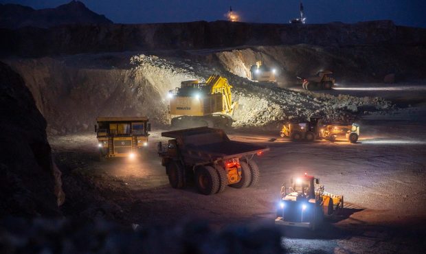 استخراج بیش از 23.6 میلیون تن سنگ آهن در سنگان تا پایان بهمن ماه/ عملکرد استخراج بیش از برنامه استخراج بیش از 23.6 میلیون تن سنگ آهن در سنگان تا پایان بهمن ماه/ عملکرد استخراج بیش از برنامه