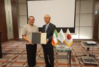 با تمام توان در میدان هستیم تا چراغ تولید را روشن نگه داریم