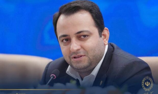 ترسیم نقشه راه بانک ملی برای آینده توسط سیفی؛ از توسعه زیرساختهای فناوری تا اصلاح مدل کسب و کار ترسیم نقشه راه بانک ملی برای آینده توسط سیفی؛ از توسعه زیرساختهای فناوری تا اصلاح مدل کسب و کار